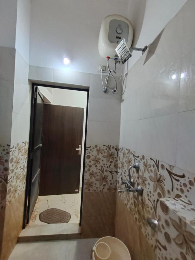 Aroma Homestay Удайпур Екстериор снимка
